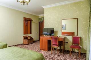 Гостиница Магнат Адлер Улучшенный двухместный номер с 1 кроватью-3